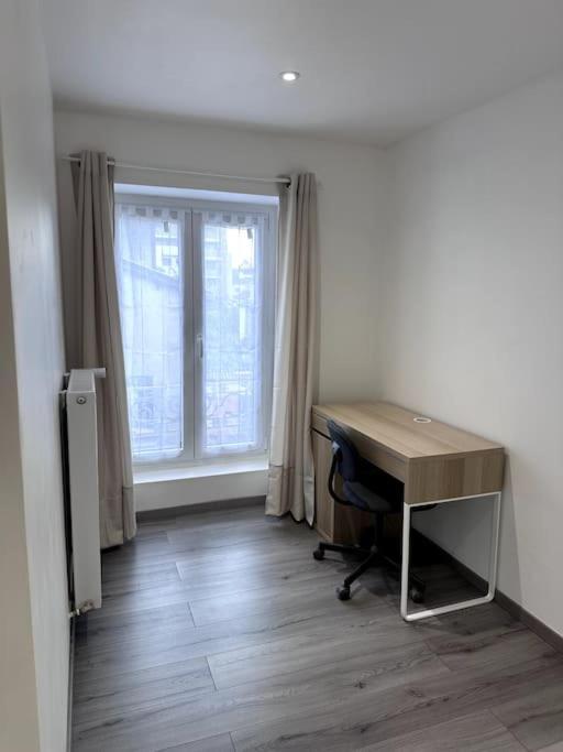 Appartement T4 En Hyper-Centre Bourgoin-Jallieu Eksteriør billede
